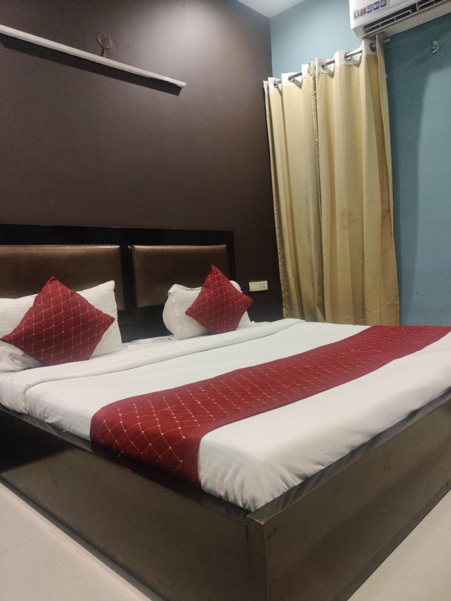 Hotel Delhi Airport Plaza Igi Airport New Delhi Ngoại thất bức ảnh